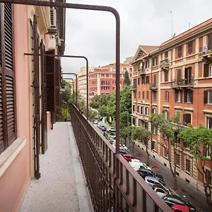  Pensión Your Vatican
