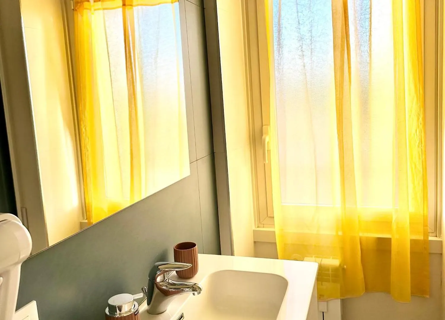 Monti Tiburtini Roma Guest House  روما