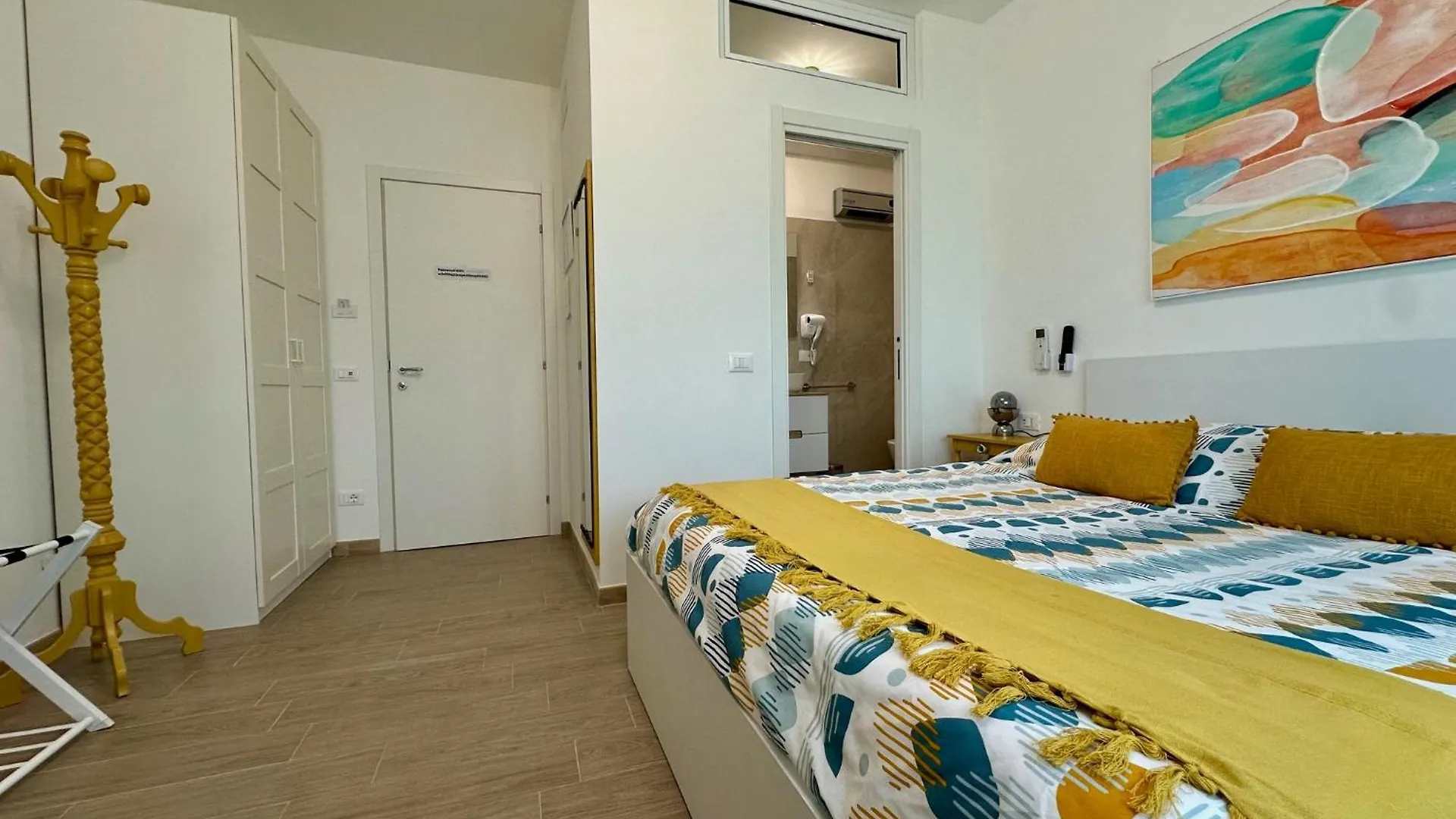 Monti Tiburtini Roma Guest House  Rome